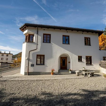 Chasa Nogler - Ferienwohnung Ramosch Exteriör bild