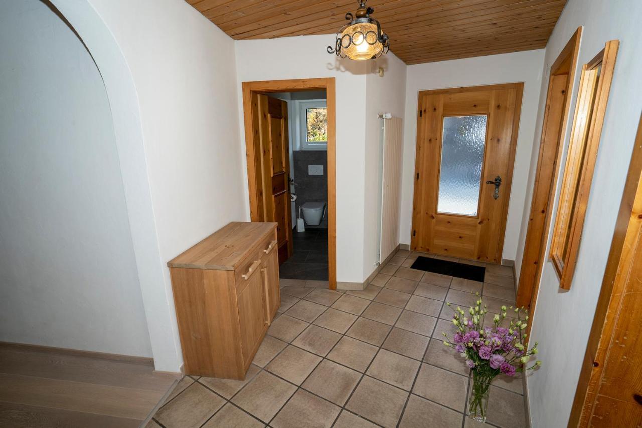 Chasa Nogler - Ferienwohnung Ramosch Exteriör bild